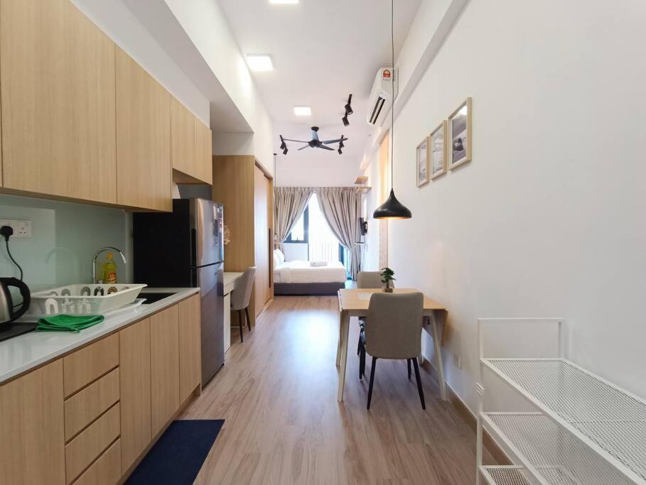 Apartment Col 29b Cozy With Klcc Balcony View *